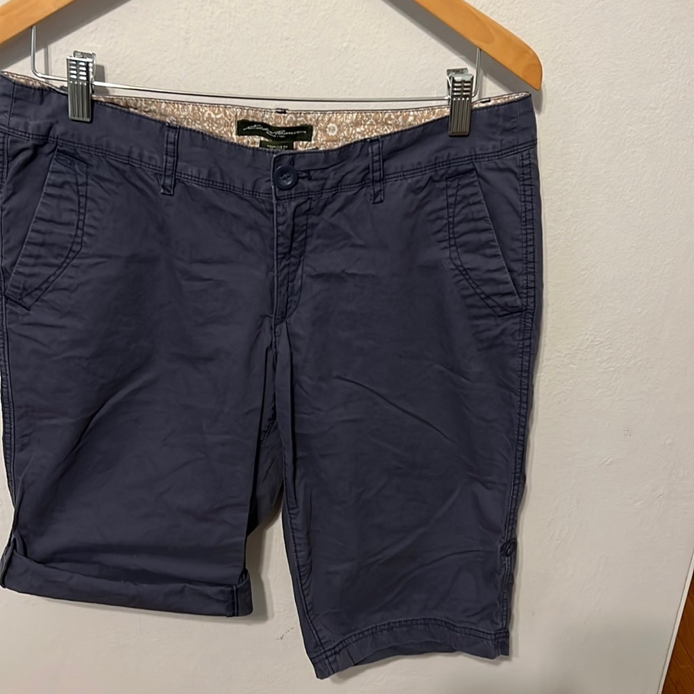 NWOT Eddie Bauer Cargo Shorts 💯 cotton